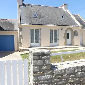 Hébergement de vacances Baie Cottage, Charmante Maison Avec Jardin Clos à
